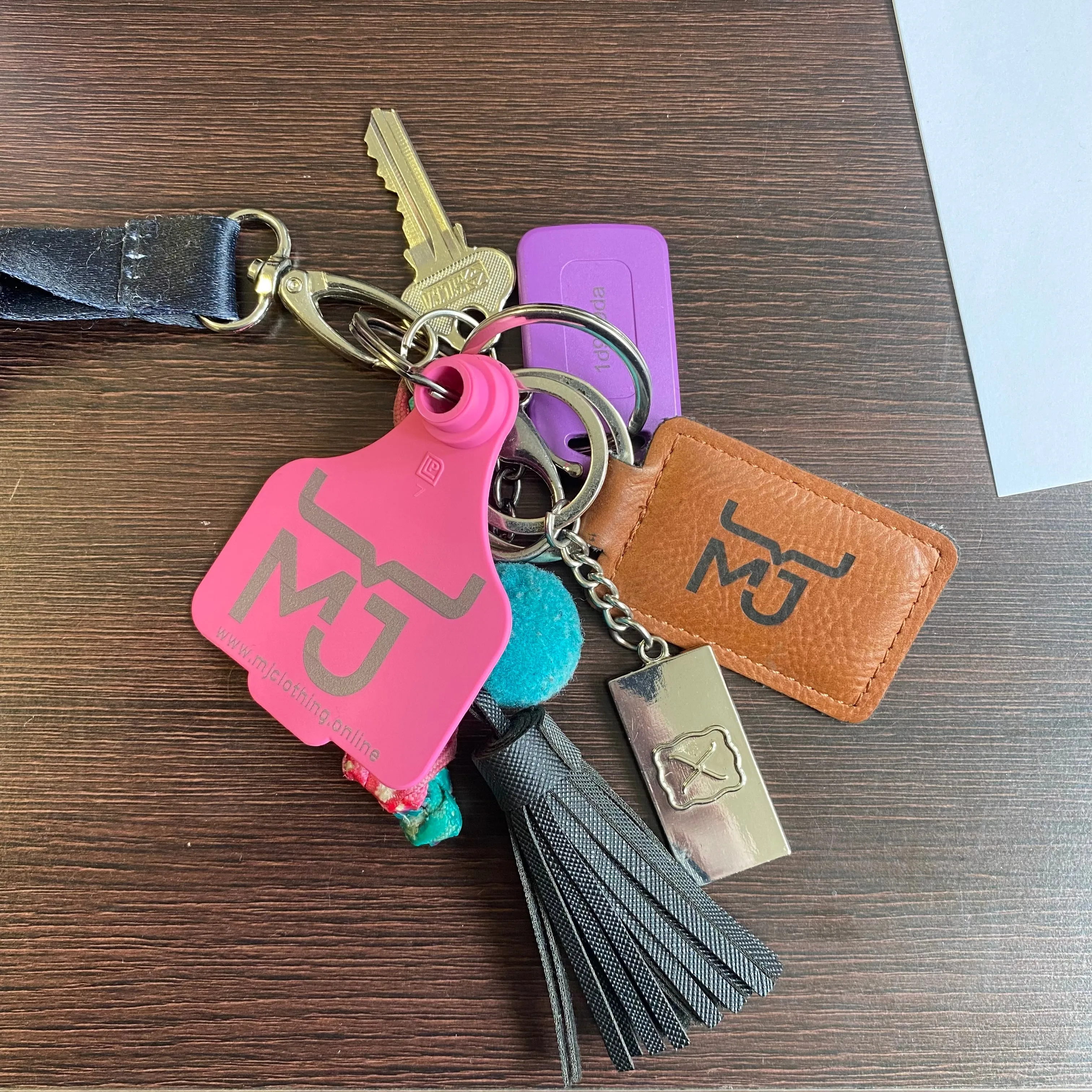 CATTLE TAG KEY RINGS