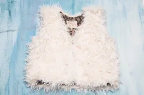 Girls White Faux Fur Vest | Leonie Girls White Faux Fur Vest | Leonie