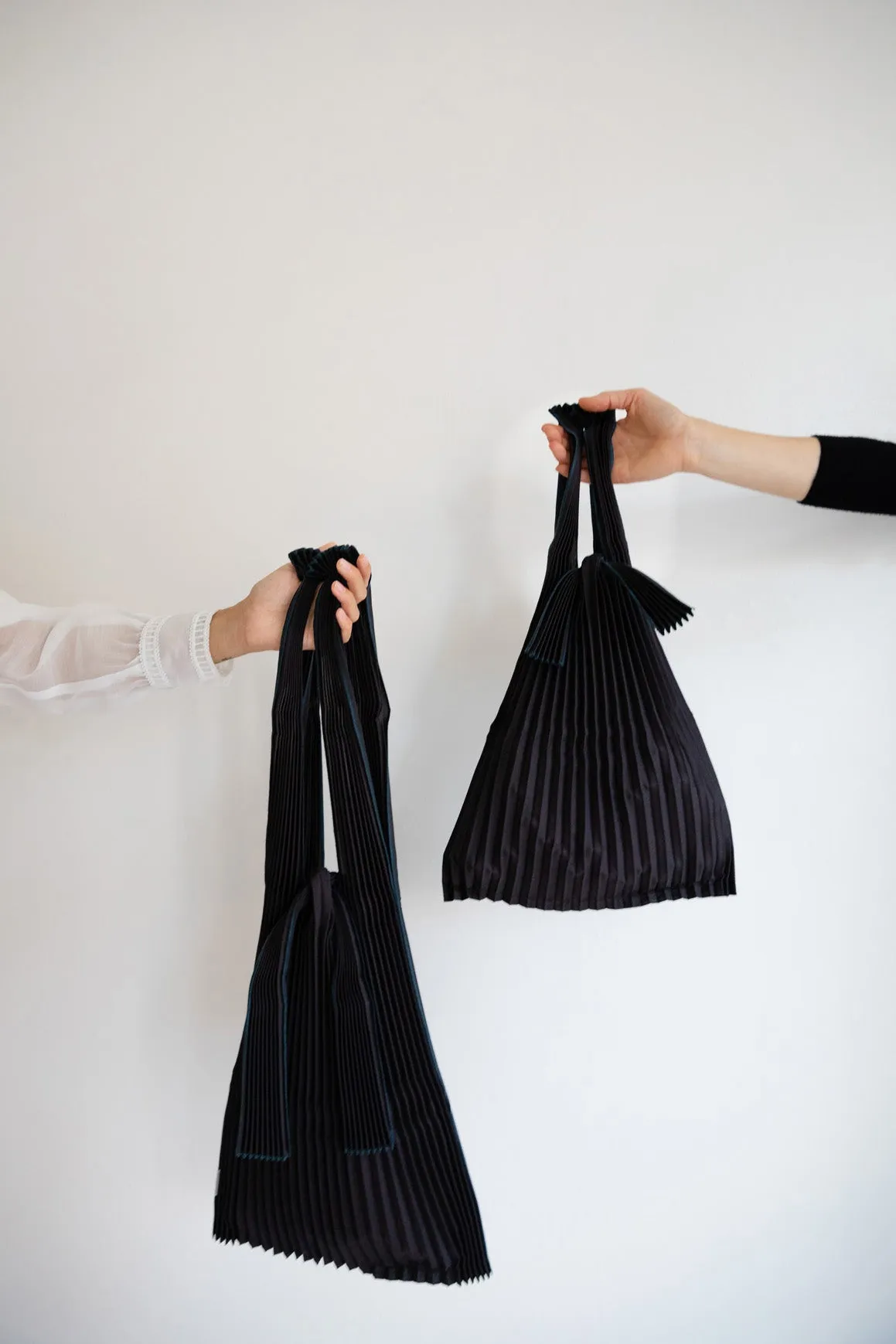 Large Pleated Tote Bag - Grey