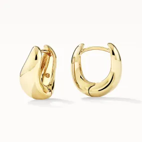Midi Wave Dome Huggies in Gold Midi Wave Dome Huggies in Gold