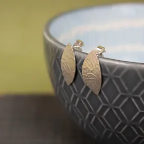 Oak Petal Silver Stud Earrings Oak Petal Silver Stud Earrings