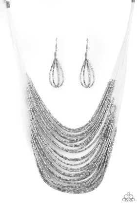 Paparazzi Catwalk Queen - Silver Necklace Paparazzi Catwalk Queen - Silver Necklace