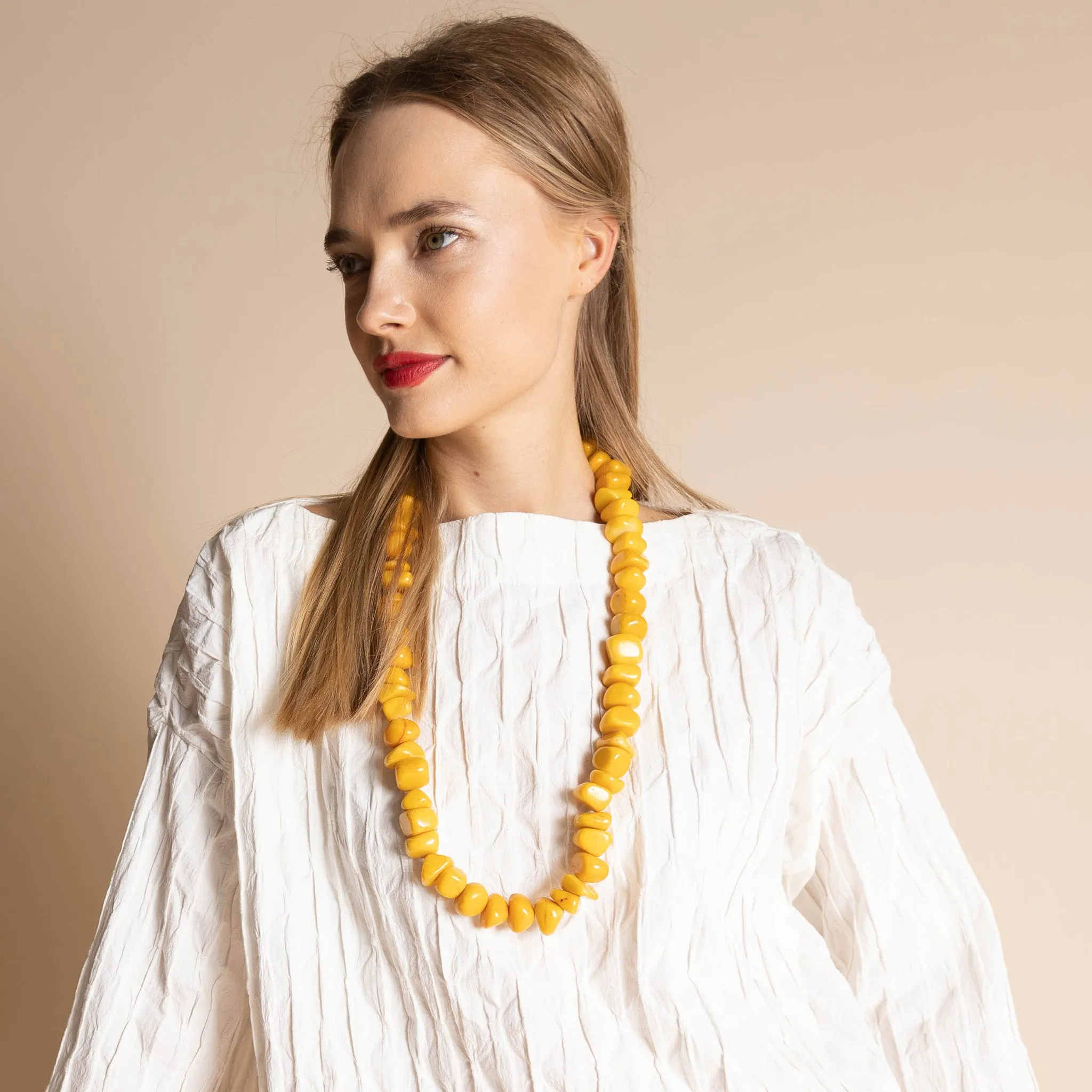 pebbles necklace - butter