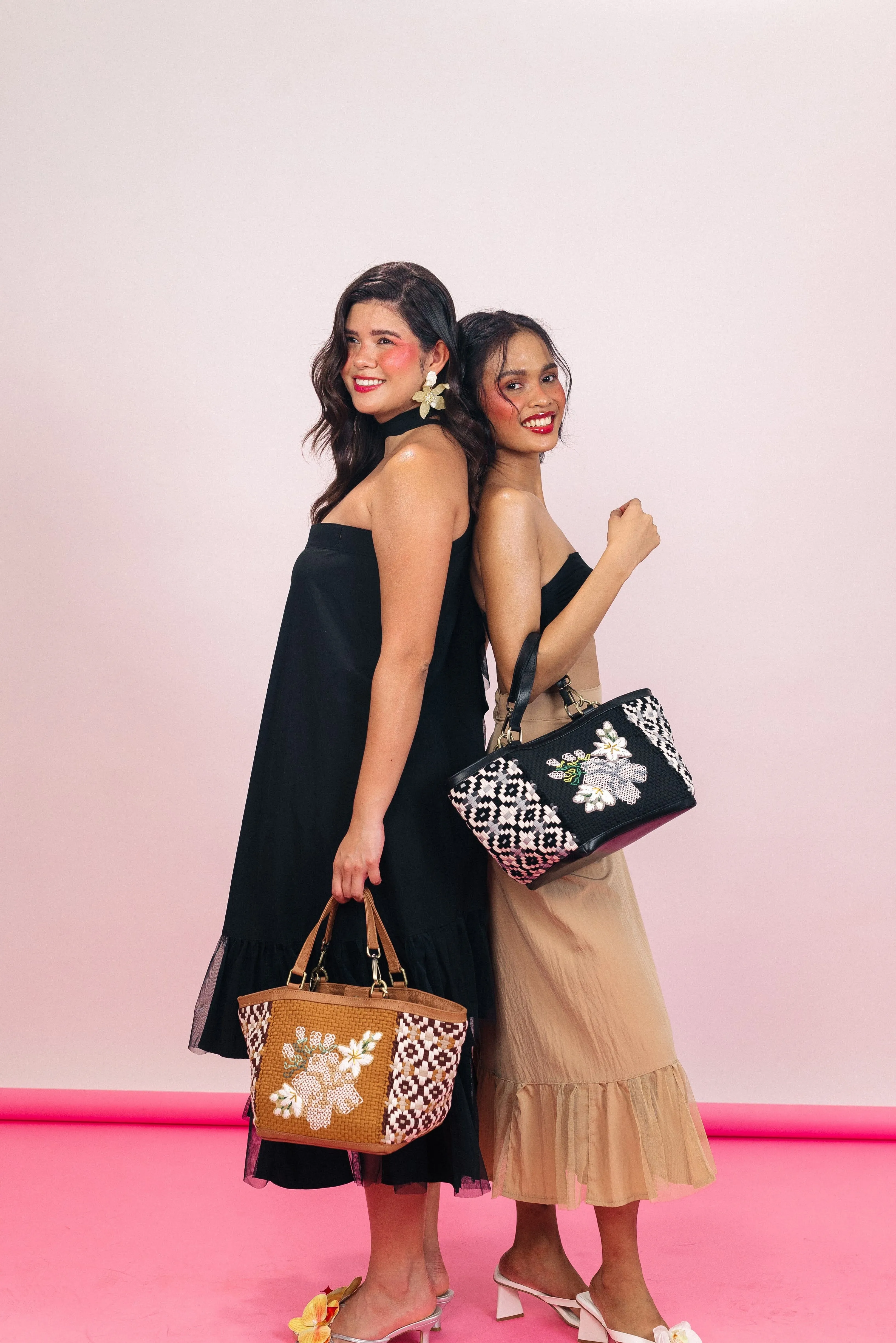 [Ready Today] Sampaguita Tote Black