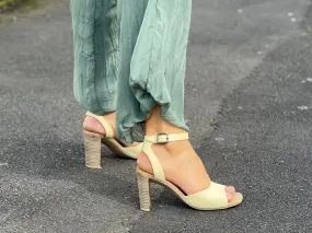 Tango's Yamba available in 4 colours. Tango's Yamba available in 4 colours.