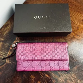The Junco Wallet/Crossbody - Vintage GG in Purple The Junco Wallet/Crossbody - Vintage GG in Purple